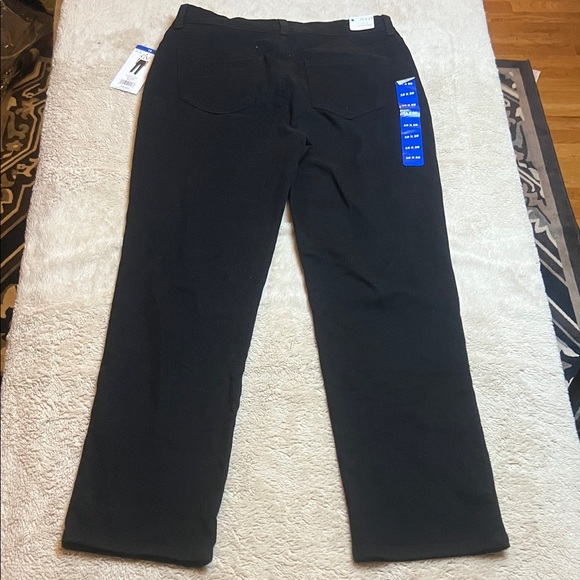 Gloria Vanderbilt Women's Black Straight Leg Jeans sz 10 x 29” - Picture 12 of 12